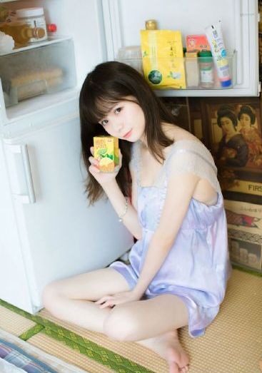 《女员工的滋味》3在线观看