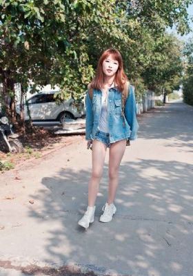 黄大妮