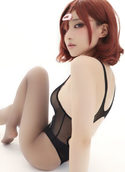 女职员