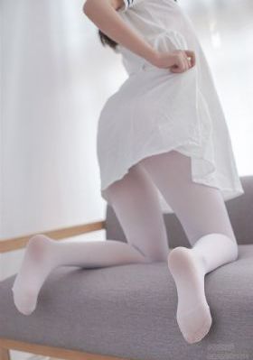 色伊伊