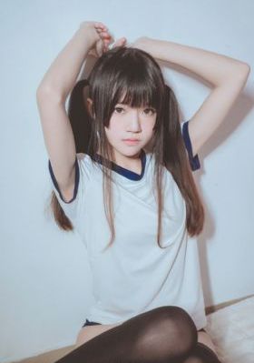 美女脱裤子屁屁软件
